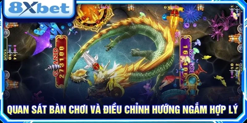 Quan sát bàn chơi và điều chỉnh hướng ngắm hợp lý